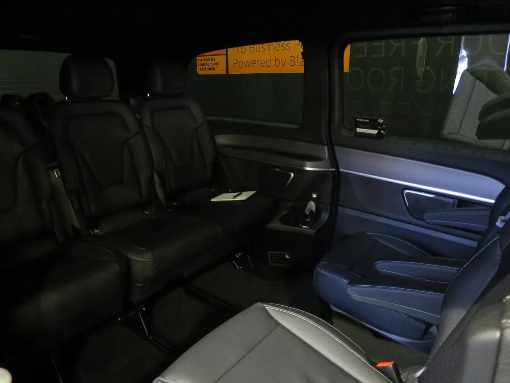 Private chauffeur vehicles in Nice 7 Black leather interior of a chauffeur-driven Mercedes V-Class